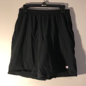 Champion Shorts (M)
